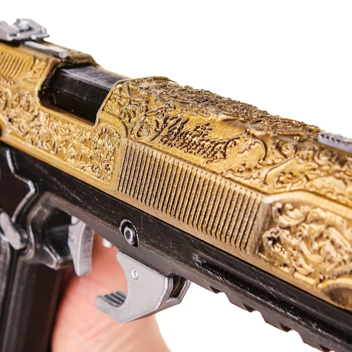La Chingona Dorada Pistol Replica Prop From Cyberpunk 2077 By Blasters4Masters 7