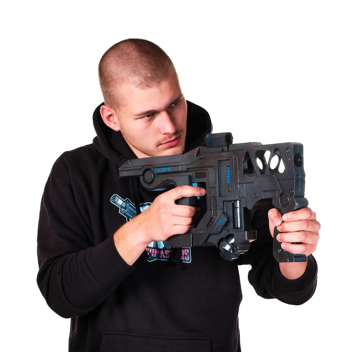 Non Stop Excellerator Tediore SMG Replica Prop From Borderlands 3 By Blasters4Masters 1