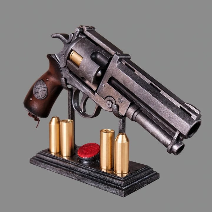 Good Samaritan PREMIUM EDITION Replica Prop From Hellboy By Blasters4Masters 5