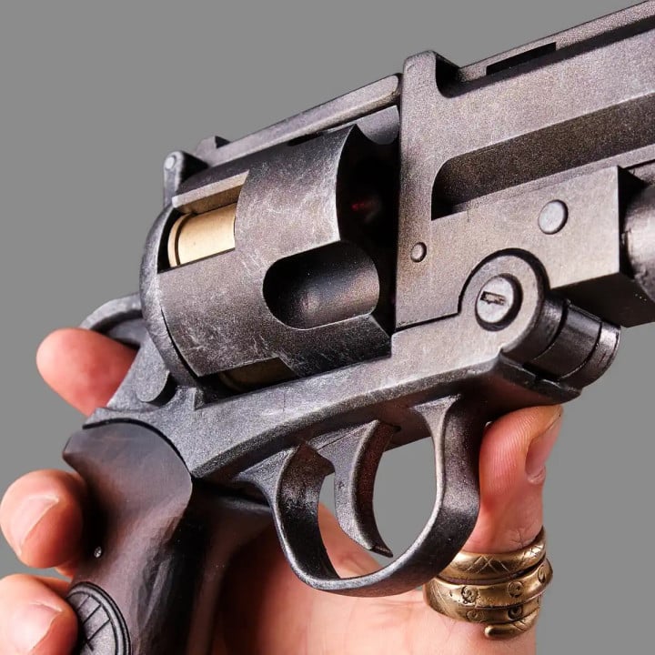 Good Samaritan PREMIU EDITION Replica Prop From Hellboy By Blasters4Masters 7