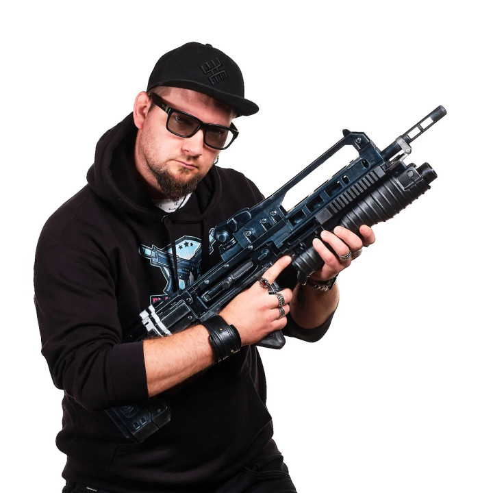 STA 52 Assault Rifle Replica Prop From Killzone By Blasters4Masters 5